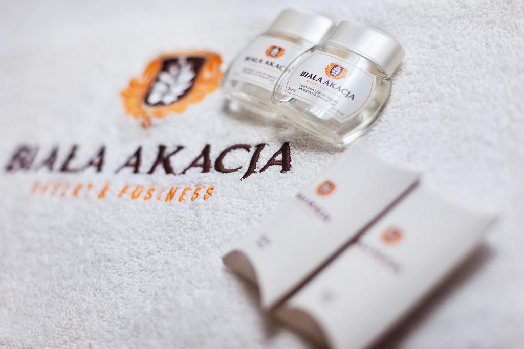 Biala Akacja & Business